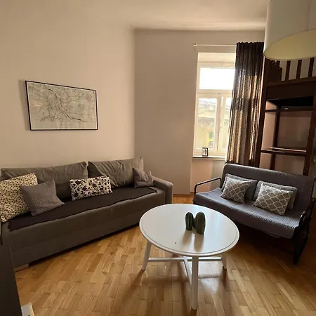 Center Apartmán *